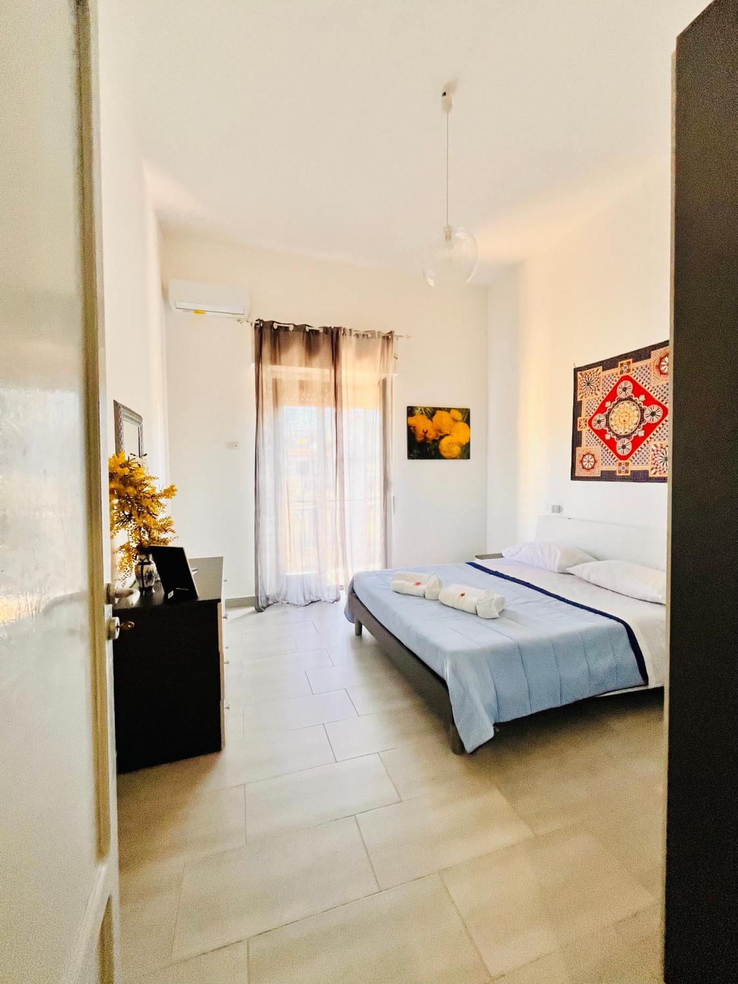 Casa Vacanza Cuto Bagheria Exteriör bild